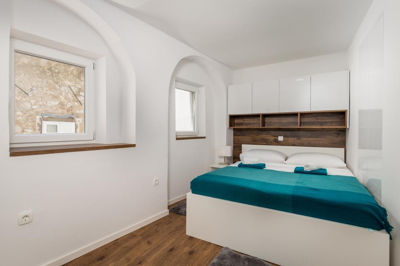 Central Apartments Dalmatina リエカ エクステリア 写真
