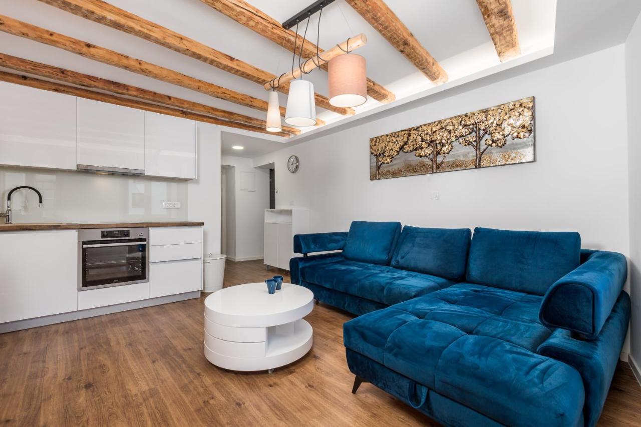 Central Apartments Dalmatina リエカ エクステリア 写真